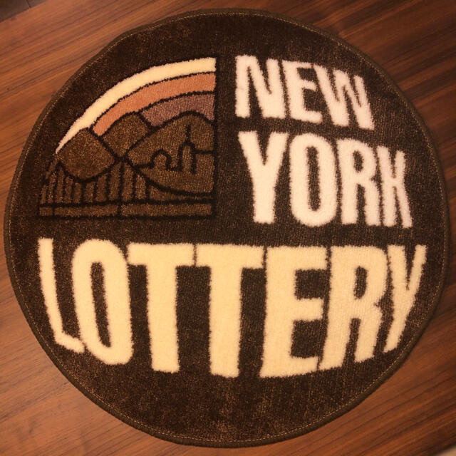 BARNEYS NEW YORK(バーニーズニューヨーク)のNEW YORK LOTTERY ラグ インテリア/住まい/日用品のラグ/カーペット/マット(ラグ)の商品写真