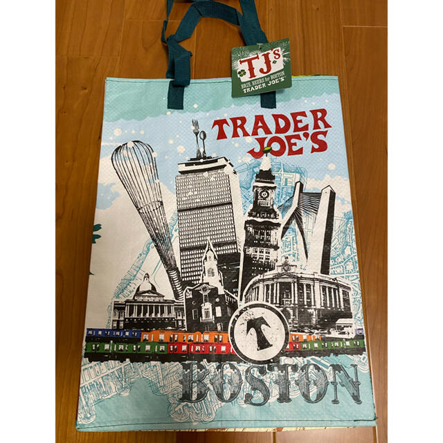 トレーダージョーズ  Trader Joe’s エコバッグ 新品未使用 タグ付 レディースのバッグ(エコバッグ)の商品写真