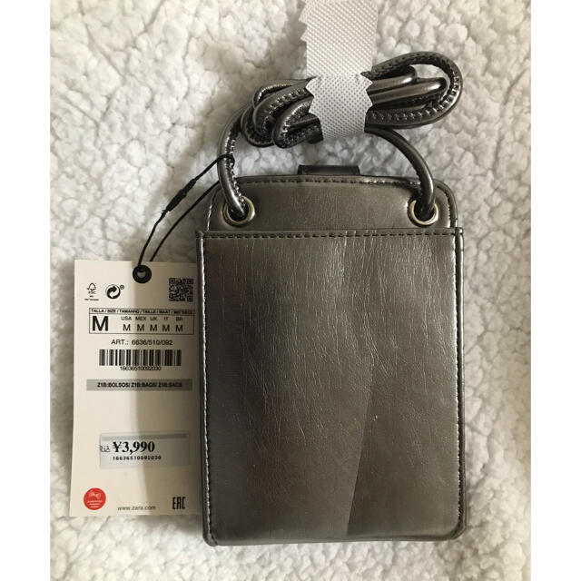 ZARA(ザラ)の【専用】ZARA パット入りスマートフォン パース レディースのバッグ(ボディバッグ/ウエストポーチ)の商品写真