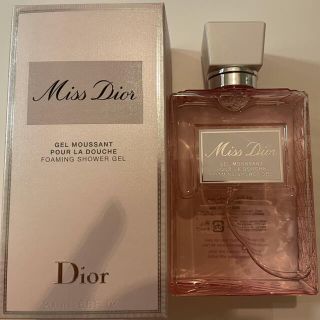 クリスチャンディオール(Christian Dior)の新品未使用　ミスディオール　シャワージェル(ボディソープ/石鹸)