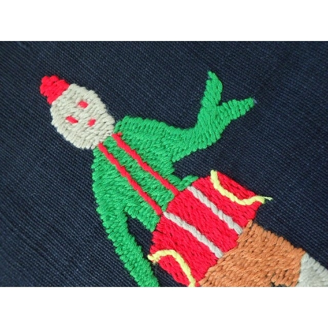 ナガ族刺繍テーブルランナー