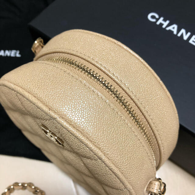 CHANEL(シャネル)のCHANEL チェーンクラッチ レディースのバッグ(クラッチバッグ)の商品写真