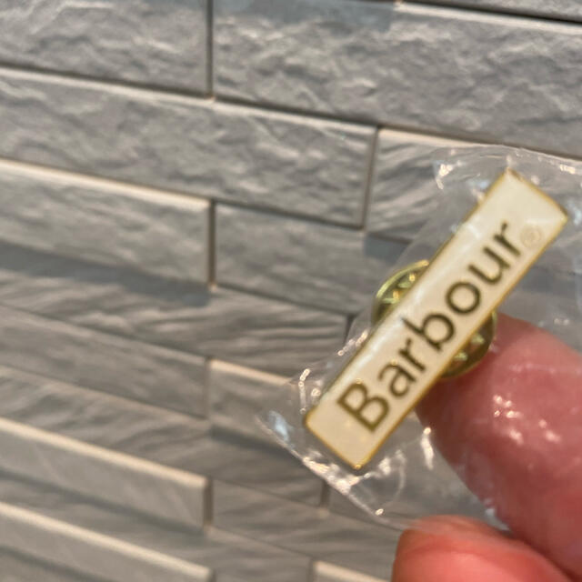 Barbour(バーブァー)のbarbour   バブアー   pins ピンバッチ　新品 エンタメ/ホビーのアニメグッズ(バッジ/ピンバッジ)の商品写真