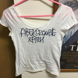 アバクロンビーアンドフィッチ(Abercrombie&Fitch)のアバクロ❤️白ロゴＴシャツ(Tシャツ(半袖/袖なし))
