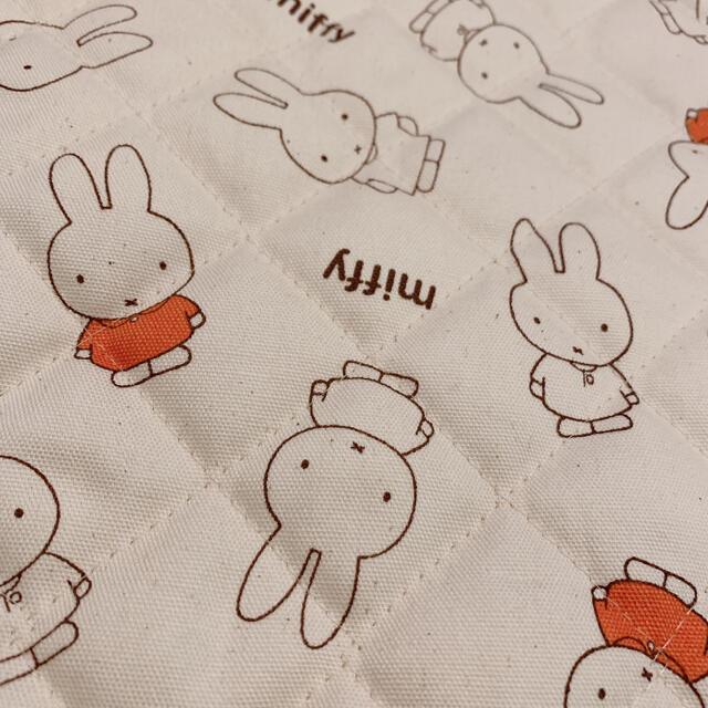 futafuta(フタフタ)のレア！入手困難！ miffy レッスンバッグ　シューズケース　2点セット キッズ/ベビー/マタニティのこども用バッグ(レッスンバッグ)の商品写真