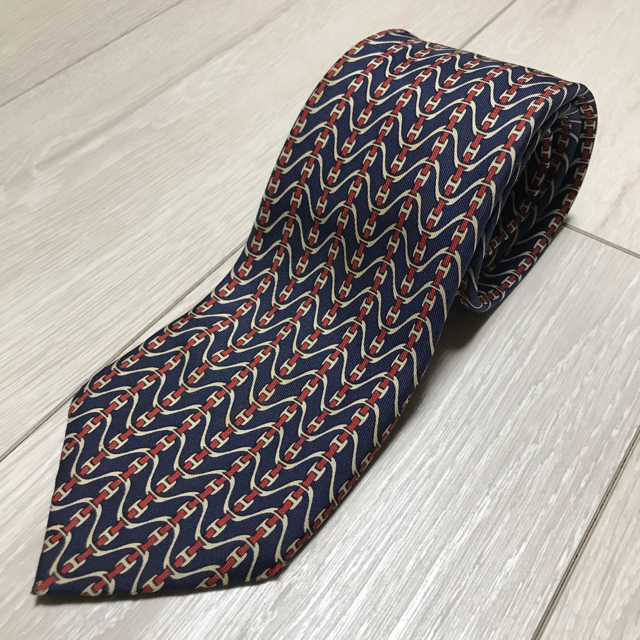 Gucci(グッチ)の【トラキチ様専用】GUCCI ネクタイ ＋他3本 メンズのファッション小物(ネクタイ)の商品写真