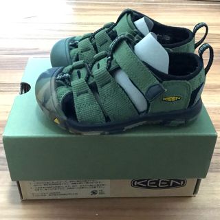 キーン(KEEN)のKEEN newport サンダル　14.5 US7 美品　ニューポート(サンダル)