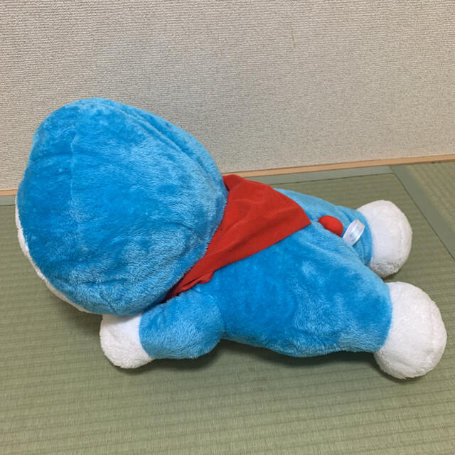 小学館(ショウガクカン)のドラえもん　ギガジャンボぬいぐるみ エンタメ/ホビーのおもちゃ/ぬいぐるみ(ぬいぐるみ)の商品写真