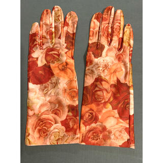 アッシュペーフランス(H.P.FRANCE)のフラワープリント　手袋(手袋)