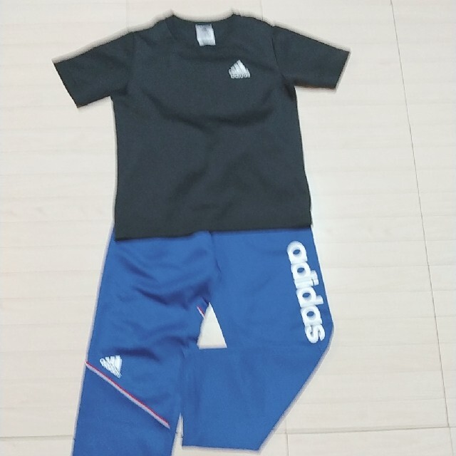 adidas(アディダス)のアディダスジャージセットまとめ売り❗️130&140 キッズ/ベビー/マタニティのキッズ服男の子用(90cm~)(その他)の商品写真