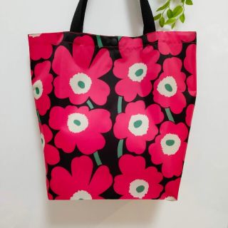 マリメッコ(marimekko)のエコバッグ  レッド(エコバッグ)