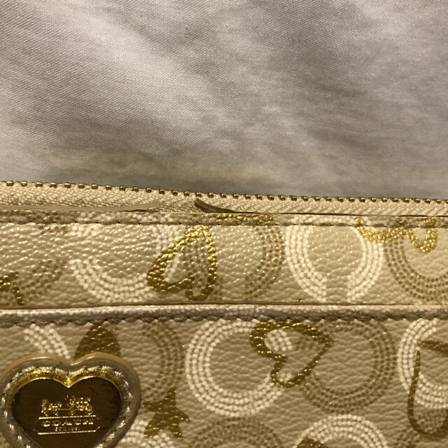 COACH - コーチ COACH 長財布 オプアート ベージュ×白×ゴールド COACH - コーチ COACH 長財布 オプアート ベージュ×白×ゴールド