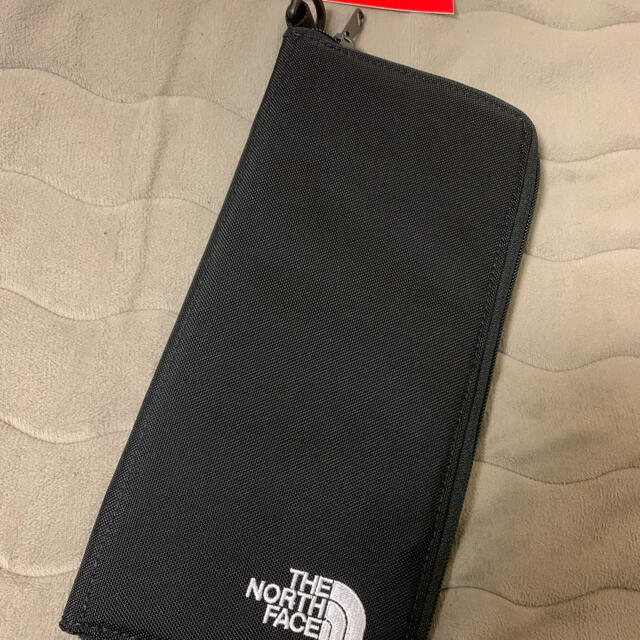 Supreme(シュプリーム)のSUPREME / The North Face LogoZippyWallet メンズのファッション小物(長財布)の商品写真