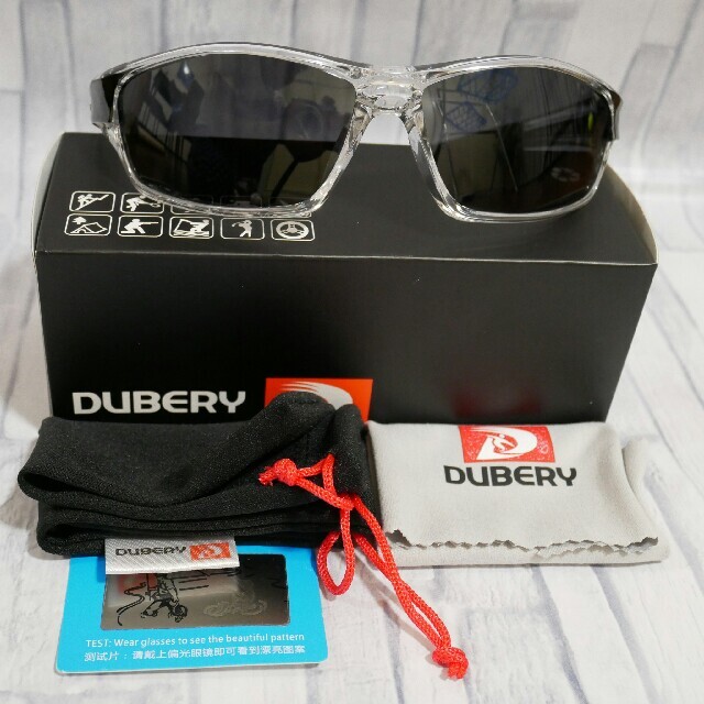 【スポーツ用】DUBERY軽量偏光サングラス ブラック オークリー・タレックス型 メンズのファッション小物(サングラス/メガネ)の商品写真
