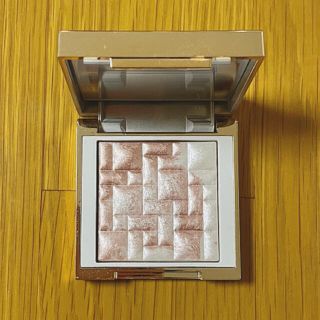 ボビイブラウン(BOBBI BROWN)のボビイブラウン ミニハイライティングパウダー ピンクグロウ(フェイスパウダー)