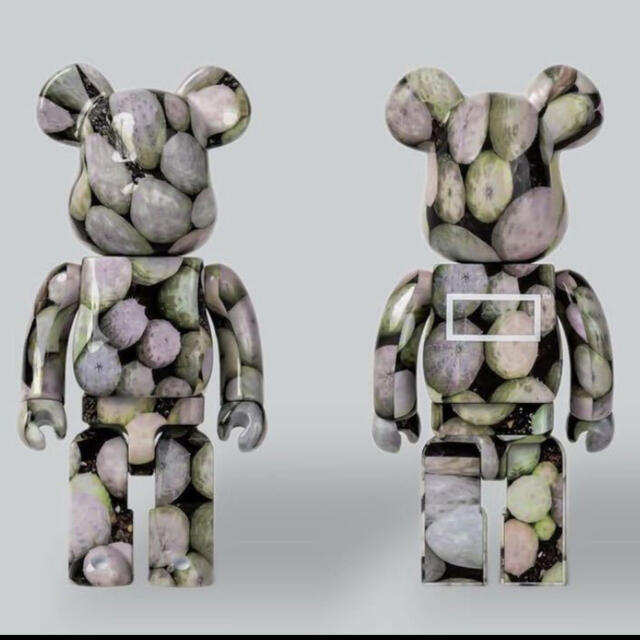 BE@RBRICK400％  ベアブリック メディコムトイ ボタナイズ