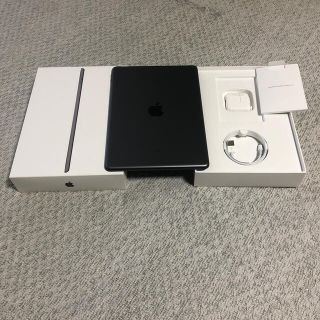 アップル(Apple)のiPad第7世代32G  wifiモデル　スペースグレイ(タブレット)