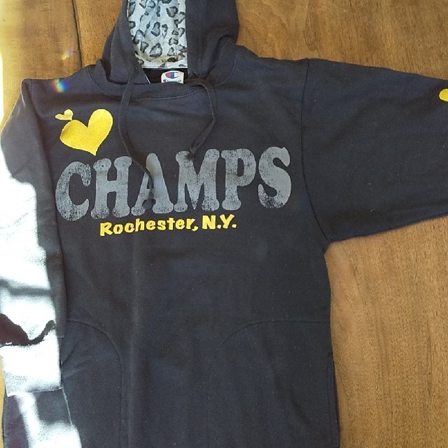 Champion(チャンピオン)のトレーナー　140cmチャンピオン キッズ/ベビー/マタニティのキッズ服女の子用(90cm~)(Tシャツ/カットソー)の商品写真