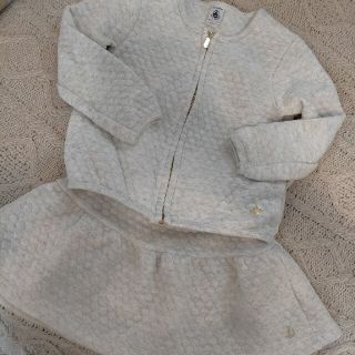 プチバトー(PETIT BATEAU)のプチバトー★セットアップ　5ans(ワンピース)