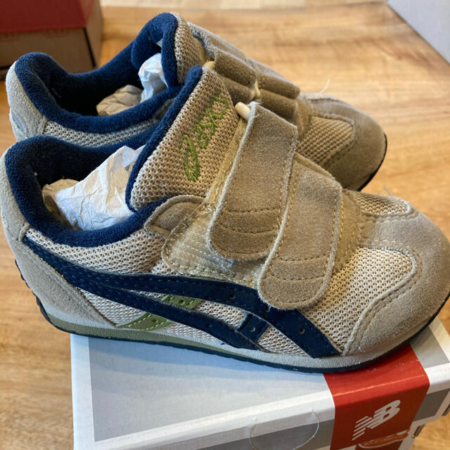 New Balance(ニューバランス)のasics キッズシューズ キッズ/ベビー/マタニティのキッズ靴/シューズ(15cm~)(スニーカー)の商品写真