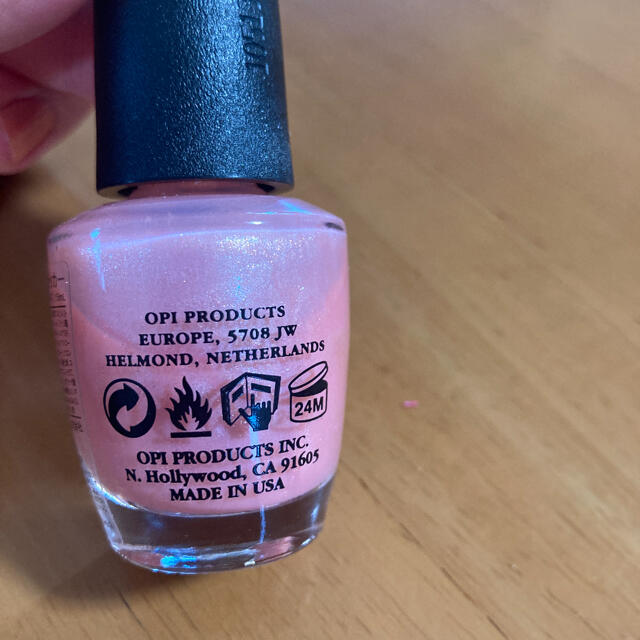 OPI(オーピーアイ)の★専用★O.P.I ネイルラッカー　ラメ　ピンク コスメ/美容のネイル(マニキュア)の商品写真