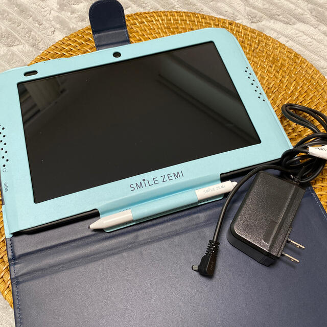 京セラ(キョウセラ)のスマイルゼミ　タブレット　Android済み スマホ/家電/カメラのPC/タブレット(タブレット)の商品写真