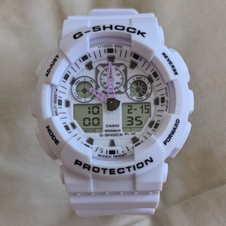 ジーショック(G-SHOCK)の美品■CASIO 「G-SHOCK」ホワイト 多機能 腕時計(腕時計(デジタル))