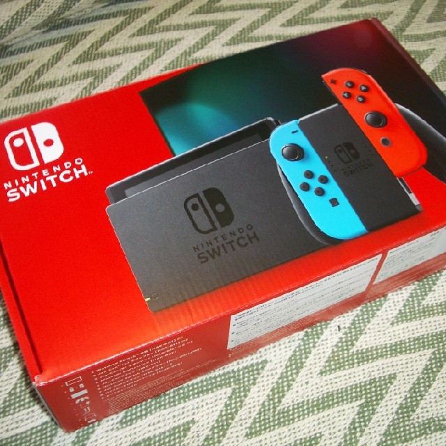 任天堂　Nintendo Switch Joy-Con　ニンテンドースイッチ本体