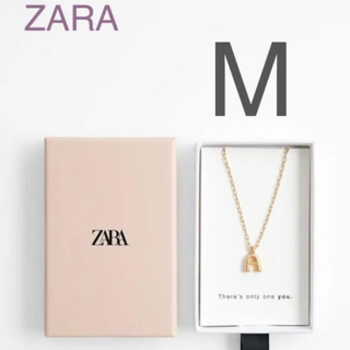 ザラ(ZARA)のZARA イニシャルネックレス　M(ネックレス)