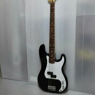 フェンダー(Fender)の(値下げ)フェンダー　プレシジョンベース(エレキベース)