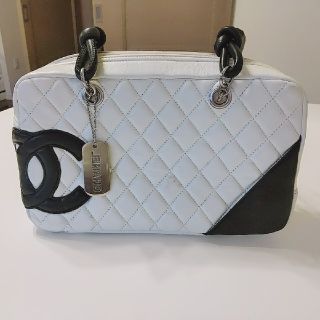 シャネル(CHANEL)の[28日までお値下げ]CHANELシャネルカンボンライン♪ボーリングバッグ白(ハンドバッグ)