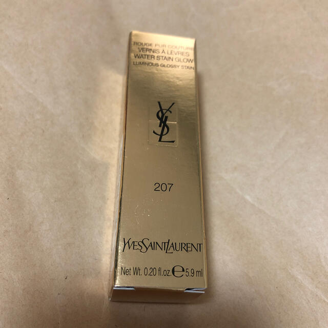 Yves Saint Laurent Beaute(イヴサンローランボーテ)のイヴサンローラン ウォーターグロウ リップ 207 ルージュピュールクチュール コスメ/美容のベースメイク/化粧品(口紅)の商品写真