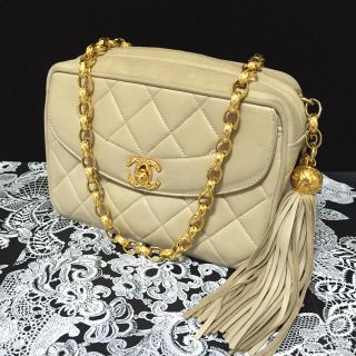 シャネル(CHANEL)の✸CHANELビジューチェーンバッグ✸❶(ショルダーバッグ)