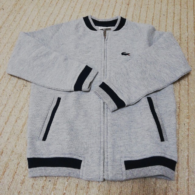 LACOSTE(ラコステ)のLACOSTE裏起毛上着 キッズ/ベビー/マタニティのキッズ服男の子用(90cm~)(ジャケット/上着)の商品写真