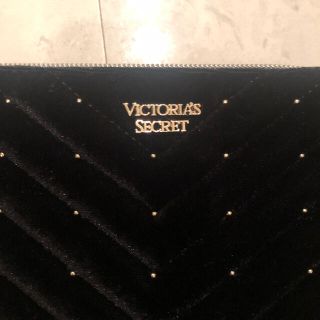 ヴィクトリアズシークレット(Victoria's Secret)のビクトリアシークレット　ポーチ　新品(ポーチ)