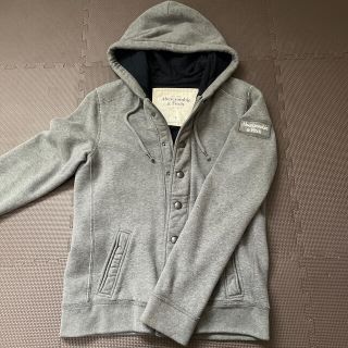 アバクロンビーアンドフィッチ(Abercrombie&Fitch)のアバクロ　パーカー(パーカー)