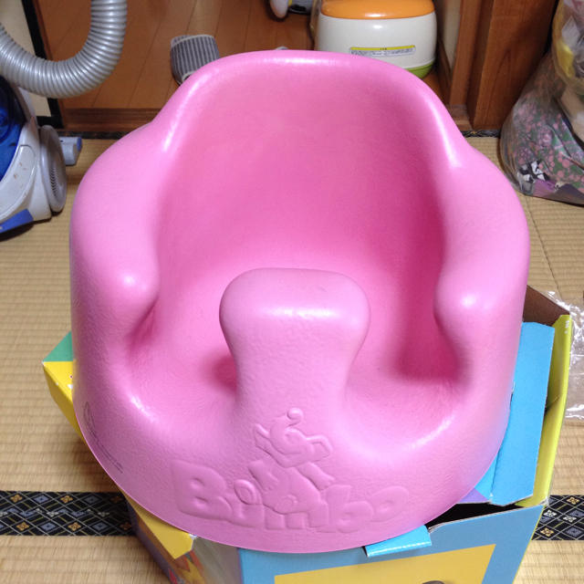 バンボチェア  ピンク キッズ/ベビー/マタニティのキッズ/ベビー/マタニティ その他(その他)の商品写真