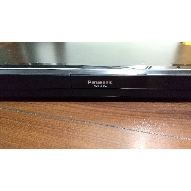Panasonic　DVDレコーダー　DMR-XE100