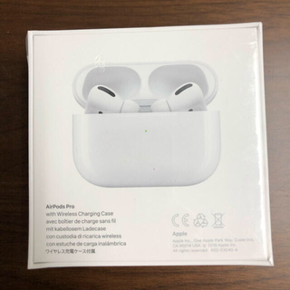 ホットセール格安 Apple MWP22J/A【並行輸入品】 Pro AirPods イヤフォン