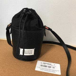 マルタンマルジェラ(Maison Martin Margiela)のMaison Margiela  5AC マイクロ バケットバッグ (ショルダーバッグ)