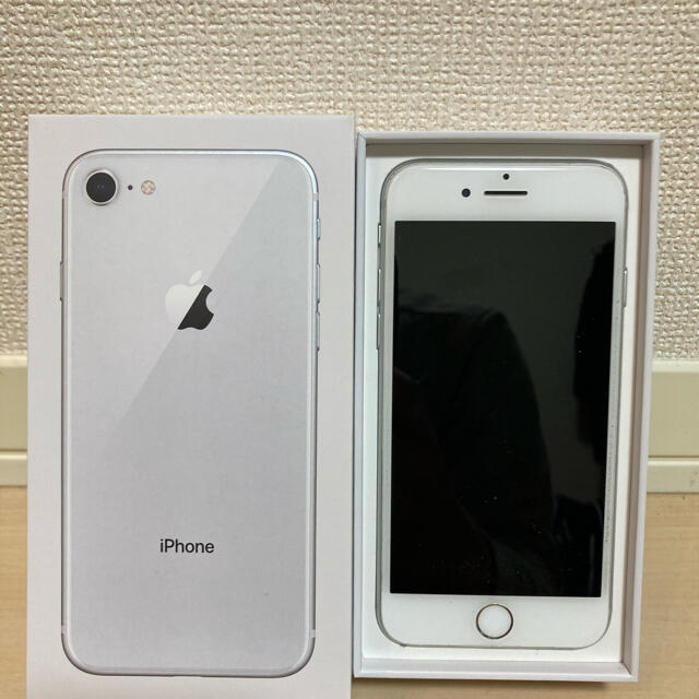 iPhone8 64GB SIMロック解除済み