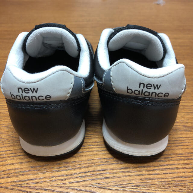 New Balance(ニューバランス)の極美品　ニューバランス  キッズ　スニーカー  15.5 キッズ/ベビー/マタニティのキッズ靴/シューズ(15cm~)(スニーカー)の商品写真