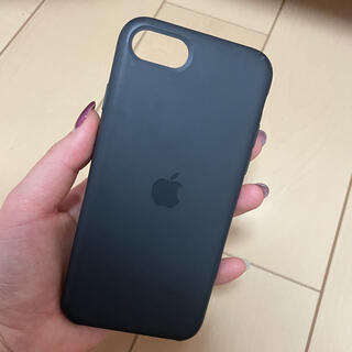 アップル(Apple)のApple正規品　iphone6/7/8/SE シリコンケース(黒)(iPhoneケース)