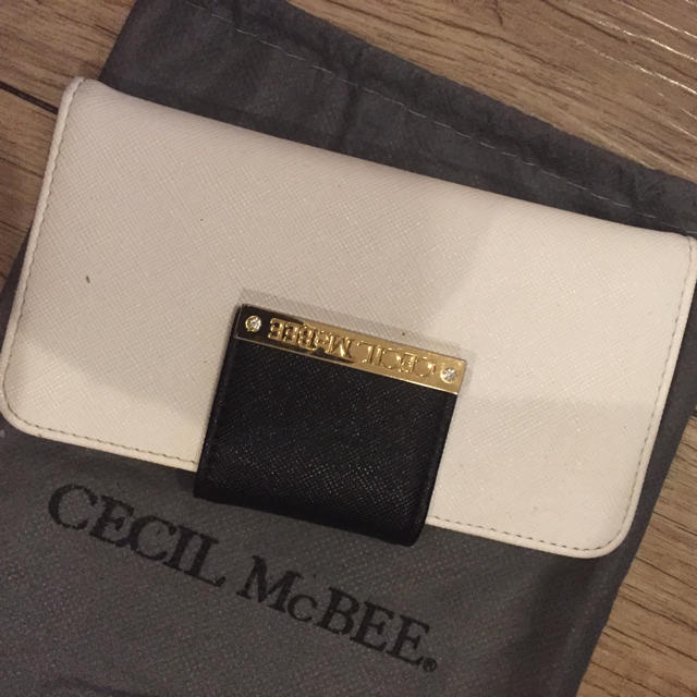 CECIL McBEE(セシルマクビー)のセシル iPhone6ケース スマホ/家電/カメラのスマホアクセサリー(iPhoneケース)の商品写真