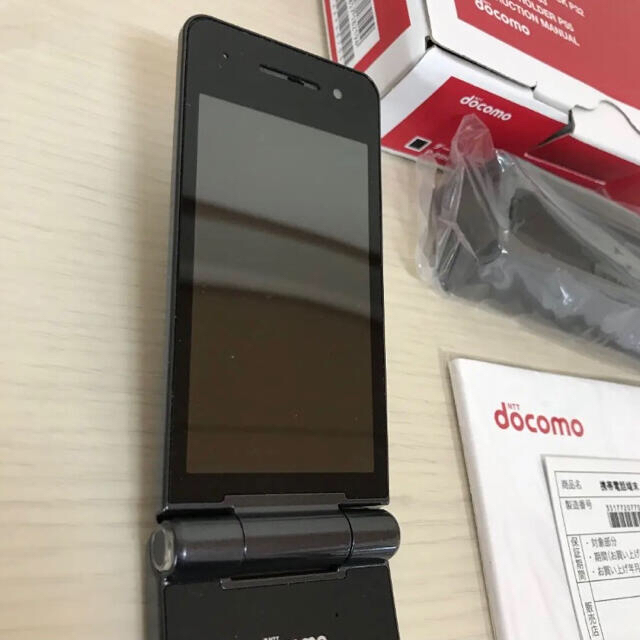 docomo P-01H ダークメタル | munchercruncher.com