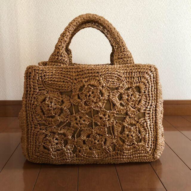 超大特価 PRADA - こちらは専用です。 かごバッグ/ストローバッグ