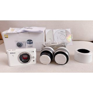 ニコン(Nikon)のNicon ミラーレスカメラ　J2モデル　📷(ミラーレス一眼)