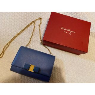 フェラガモ(Ferragamo)のベルマ様専用★フェラガモ★チェーンバッグショルダーバッグ(ショルダーバッグ)