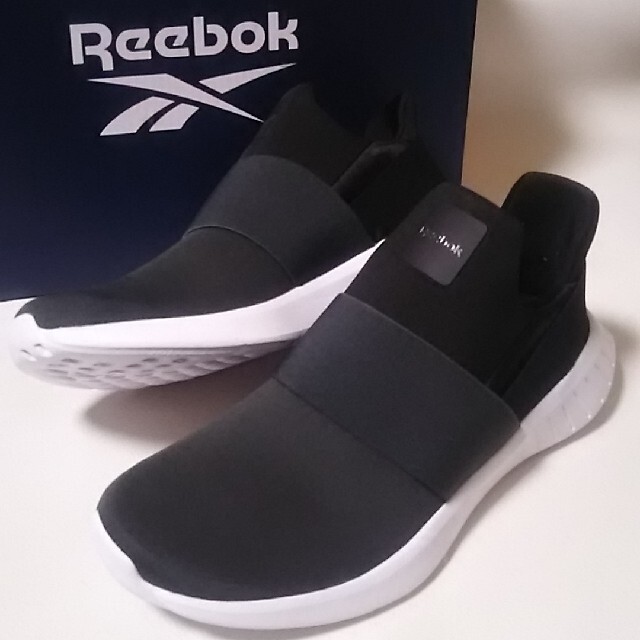 Reebok(リーボック)の定6259円!代表作!リーボックライト新品軽量スリッポンスニーカーWeb限定！ レディースの靴/シューズ(スニーカー)の商品写真