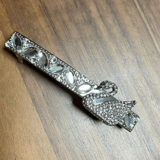 スワロフスキー(SWAROVSKI)のスワロフスキー  バレッタ　シルバー　6cm(バレッタ/ヘアクリップ)